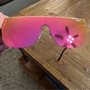 Quay sunglasses